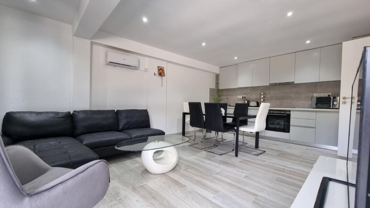 Nagia'S Apartment กาโกเปเตรีย ภายนอก รูปภาพ